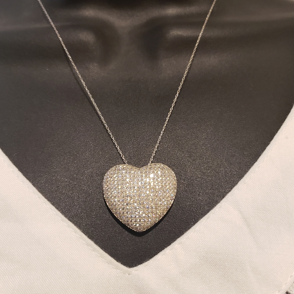 Heart pendant with 925 sterling silver chain